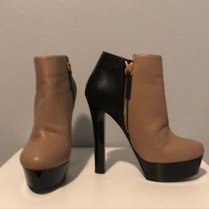 Giuseppe Zanotti tan and black ankle boots
